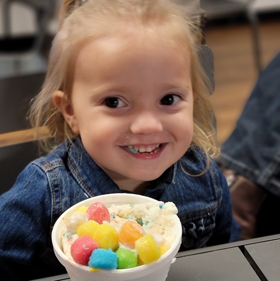 Meet your Posher, Marisa - Picture 7 of 16